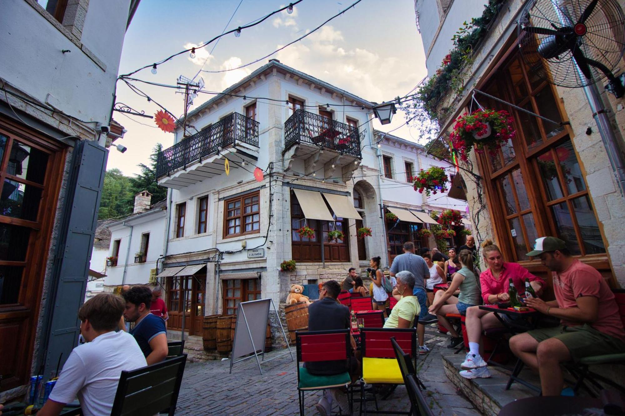 Duplex Apartment Kandile Gjirokastër Exteriör bild